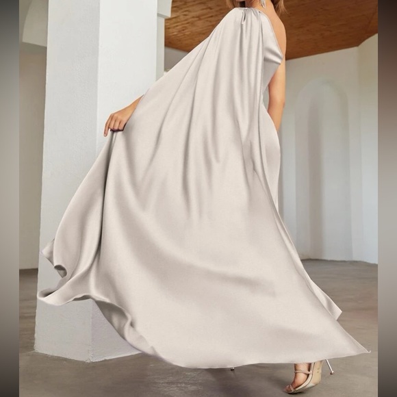 Luxe light gray one shoulder party formal evening wedding prom satin dress - Picture 2 of 16